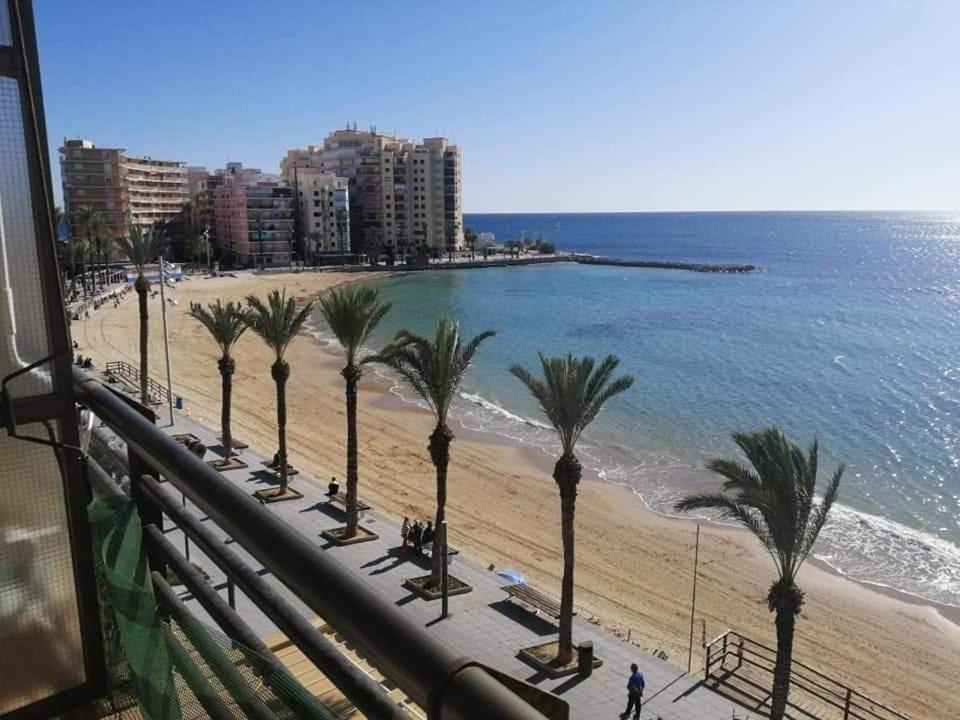 Beach Apartment Τορεβιέχα Εξωτερικό φωτογραφία