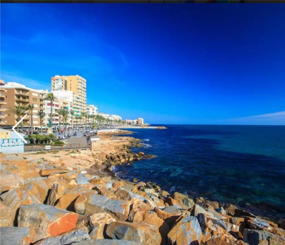 Beach Apartment Τορεβιέχα Εξωτερικό φωτογραφία