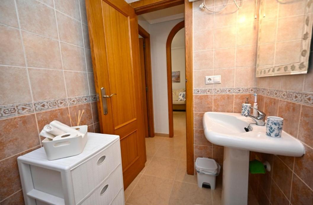 Beach Apartment Τορεβιέχα Εξωτερικό φωτογραφία