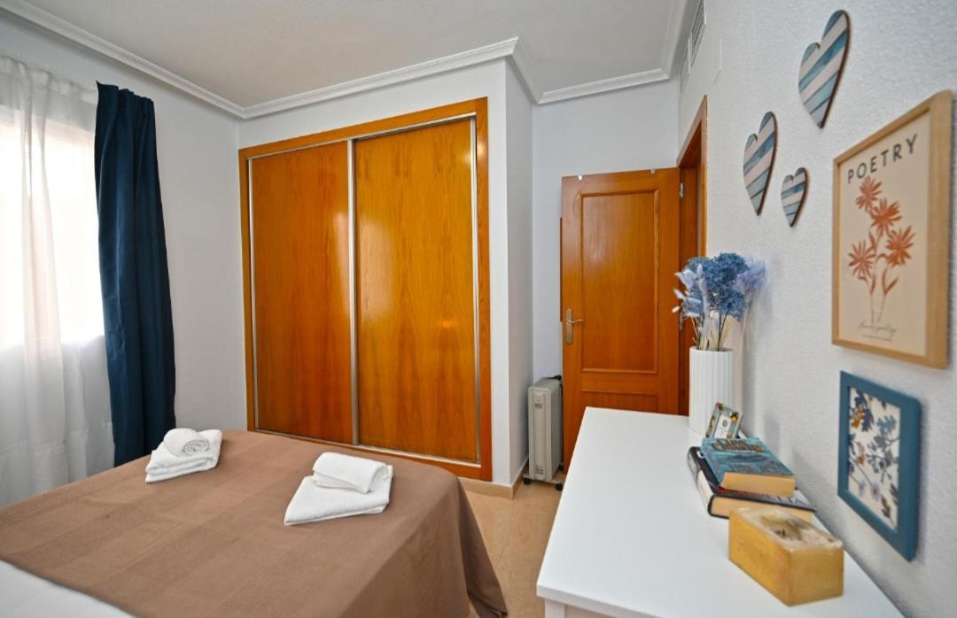 Beach Apartment Τορεβιέχα Εξωτερικό φωτογραφία