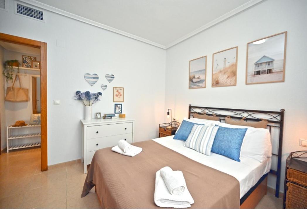 Beach Apartment Τορεβιέχα Εξωτερικό φωτογραφία
